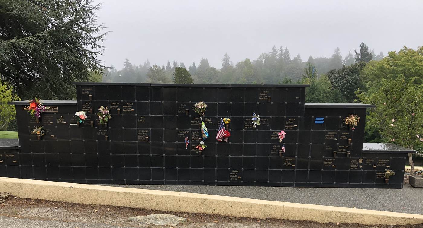 The Garden of Meditation columbarium wall at Washington Memorial Park