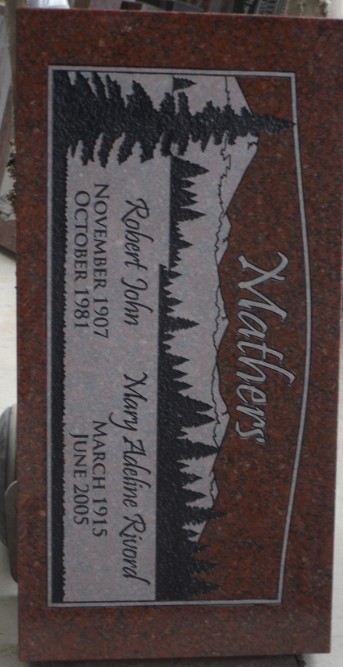 Companion granite marker with custom mountain scene and engraving